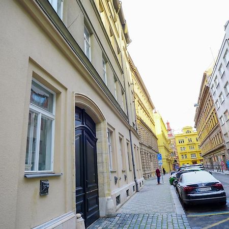Elegant & Stylish Center Apartments! Prague Exterior photo