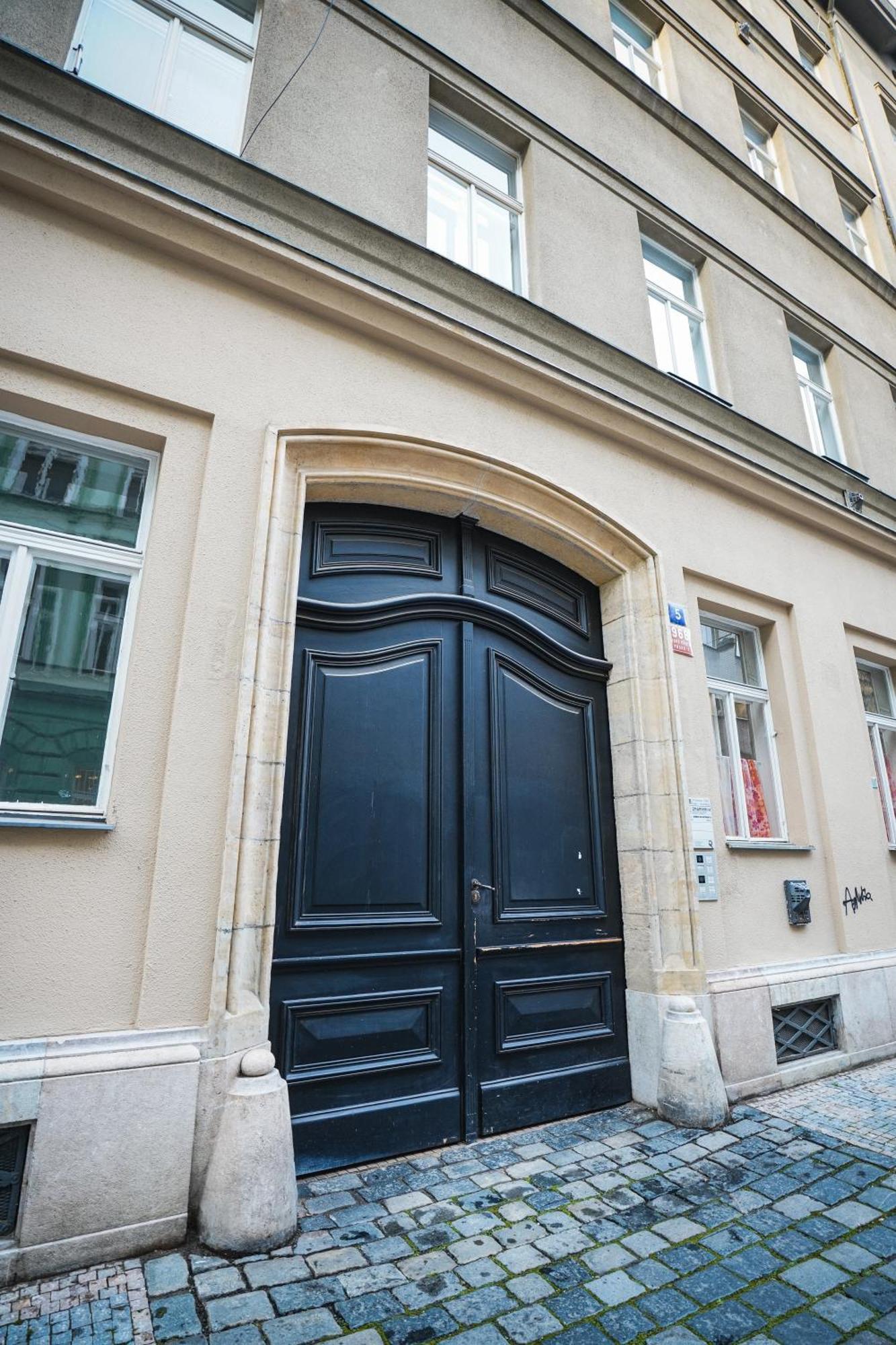 Elegant & Stylish Center Apartments! Prague Exterior photo