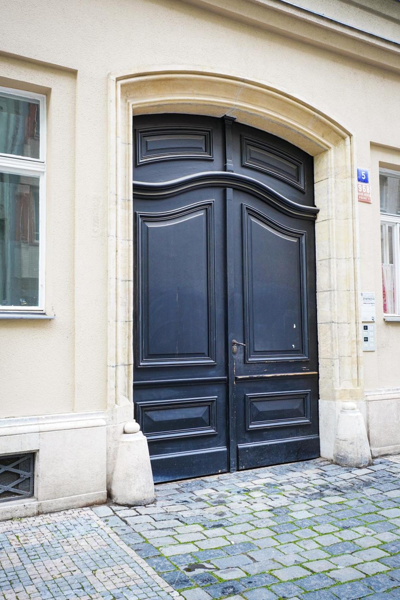 Elegant & Stylish Center Apartments! Prague Exterior photo
