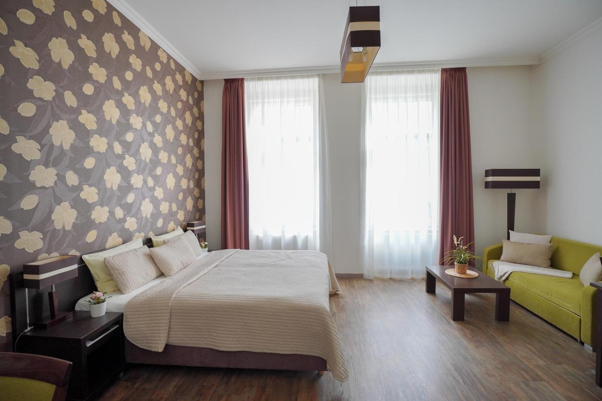 Elegant & Stylish Center Apartments! Prague Exterior photo